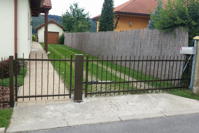 Brány a ploty